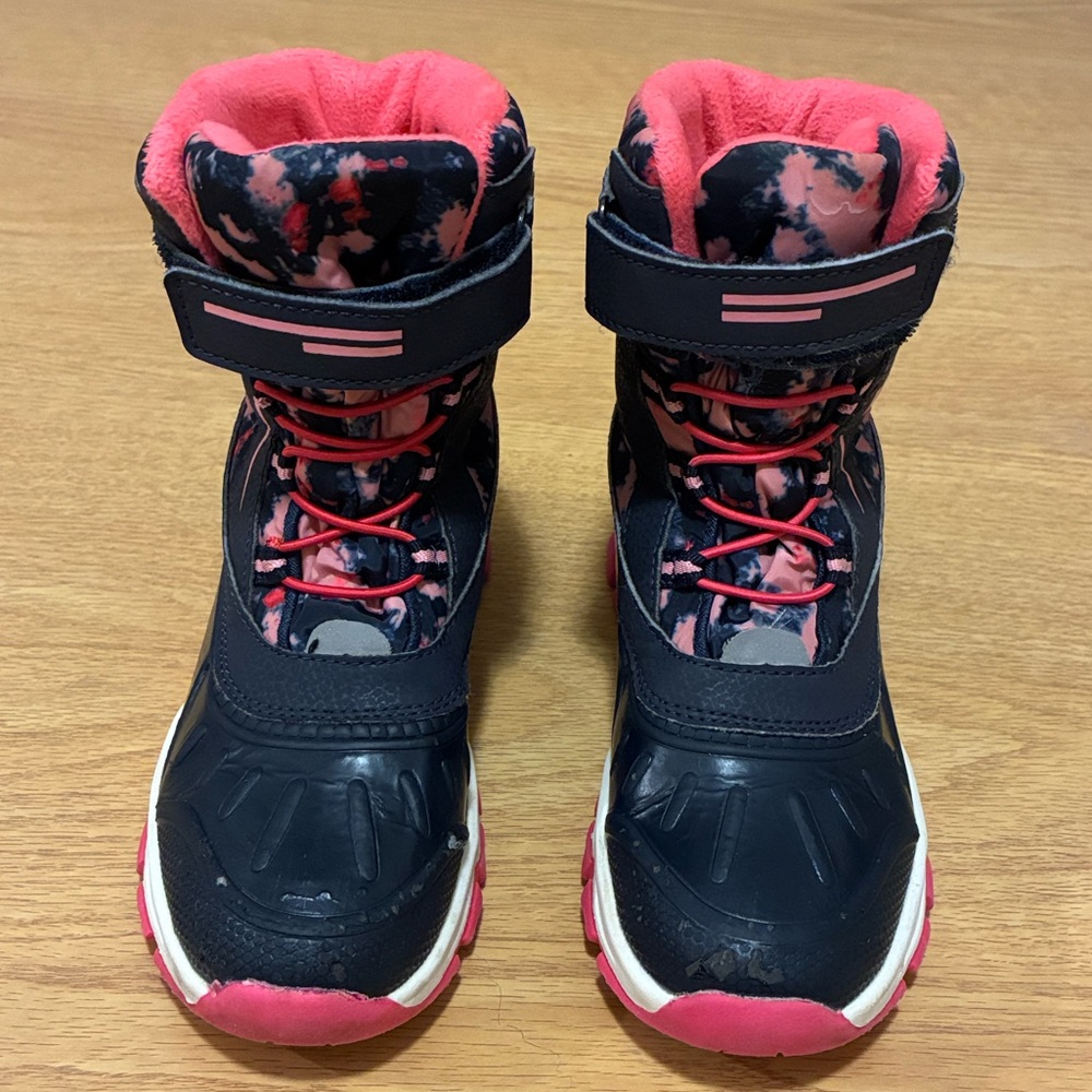 Pepperts! Girls’ Pink and Navy Snow Boots - Picture 3 of 13